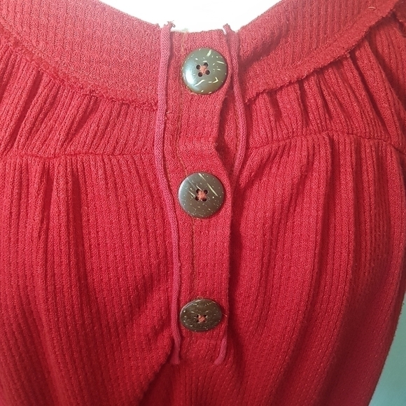 We The Free Free People Must Have Henley Thermal Red Long Sleeved Top - Picture 6 of 16